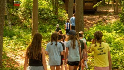 Horizons campers walking on a trail.